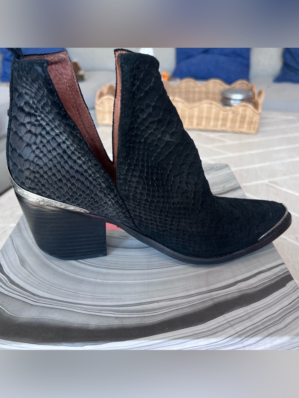 Jeffrey Campbell Cromwell bootie black suede snake size 8 - Picture 10 of 16